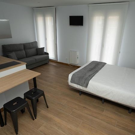 Apartamentos Puerta De Occidente Cornellana Εξωτερικό φωτογραφία