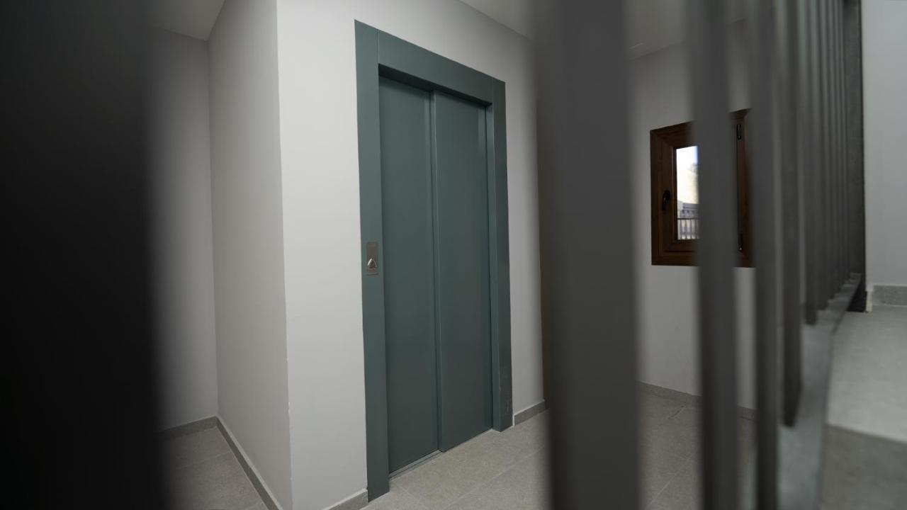 Apartamentos Puerta De Occidente Cornellana Εξωτερικό φωτογραφία