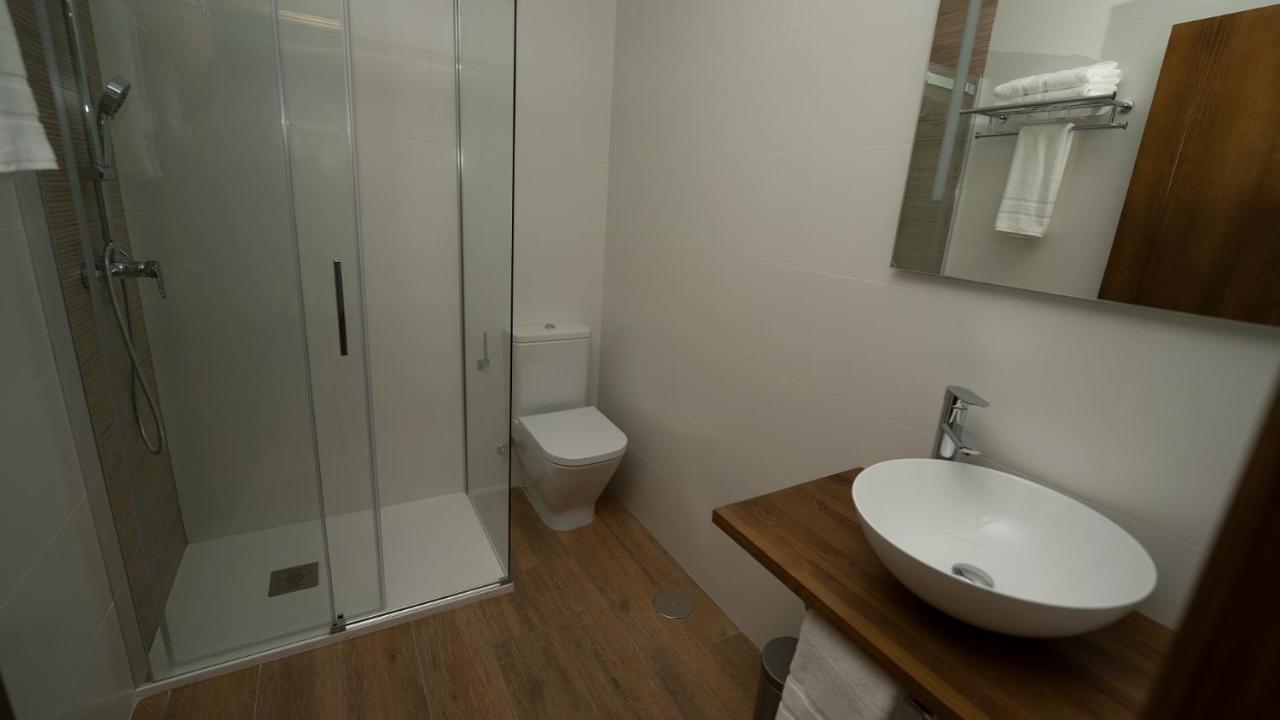 Apartamentos Puerta De Occidente Cornellana Εξωτερικό φωτογραφία